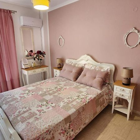 Queen Aspri Apartment 3' Min To The Beach! Антикира Экстерьер фото