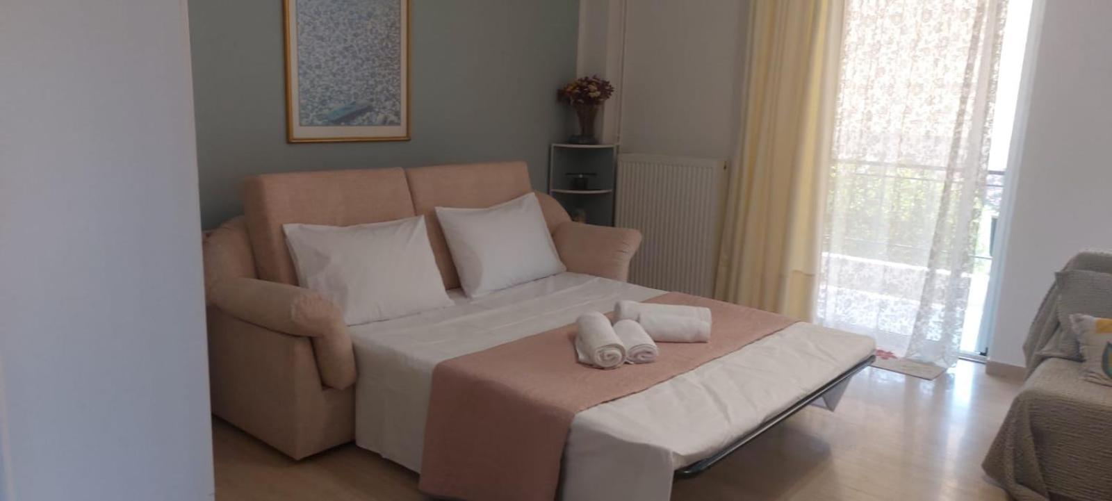 Queen Aspri Apartment 3' Min To The Beach! Антикира Экстерьер фото